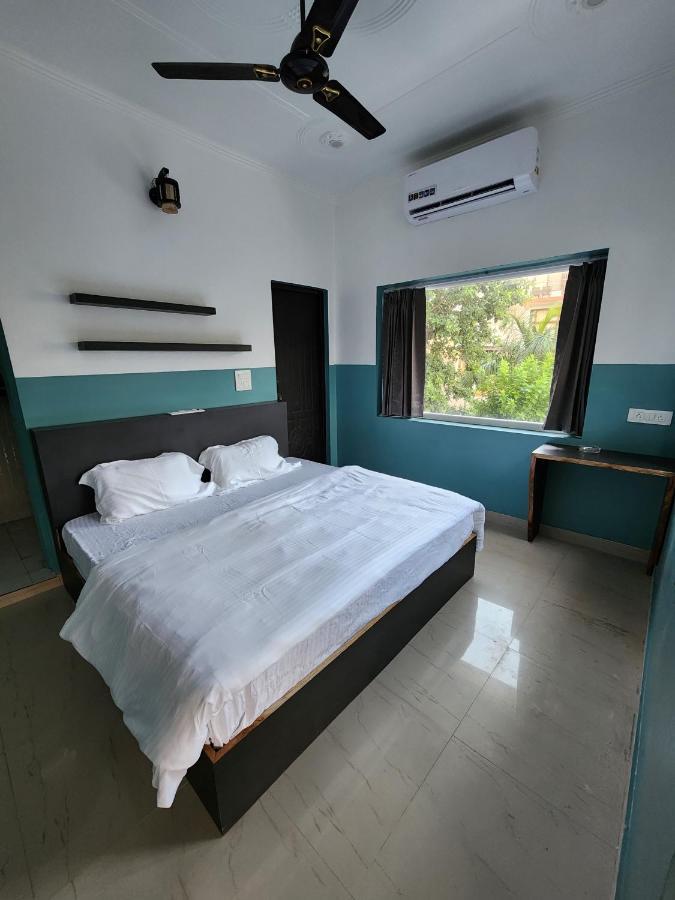 12 Monks Rishikesh Hostel Екстериор снимка